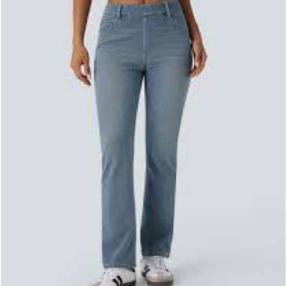 Hot in Hollywood Light Blue Straight Leg Jeans - Picture 1 of 7